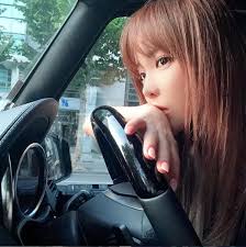 홍진영 '아련해서 더 섹시한 눈빛' 간만에 운전 샷 공개 | 서울경제