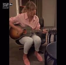 Taylor Swift News on X: \📷 | They just showed a BTS clip of ...