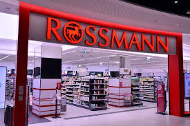 Rossmann: nowy prezes i plan 2 tys. sklepów do 2025 r.
