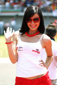 race queen | The Pit Walk : F1 Fashion